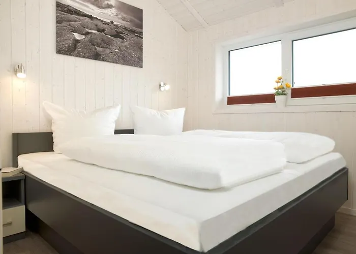 別荘 Daenische Ferienhaeuser Am Salzhaff Haus Kaept'n Nemo *